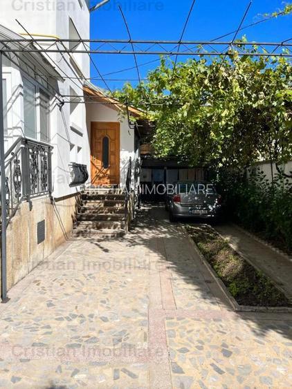 Super Pozitie ! Vila P+1+M zona Centrala 640mp construiti - 5