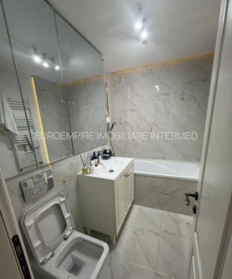 Apartament 4 camere de vanzare zona Inel 2 - 5