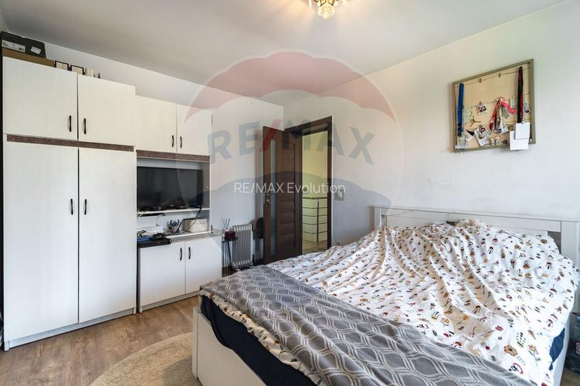 Casa de Poveste - Feldioara, str. Barsei/ 4 camere/ curte! - 30