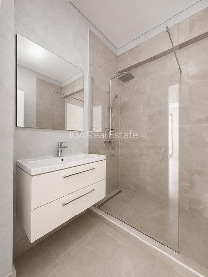 Apartament cu vedere la mare in imobil futurist pe plaja - 9