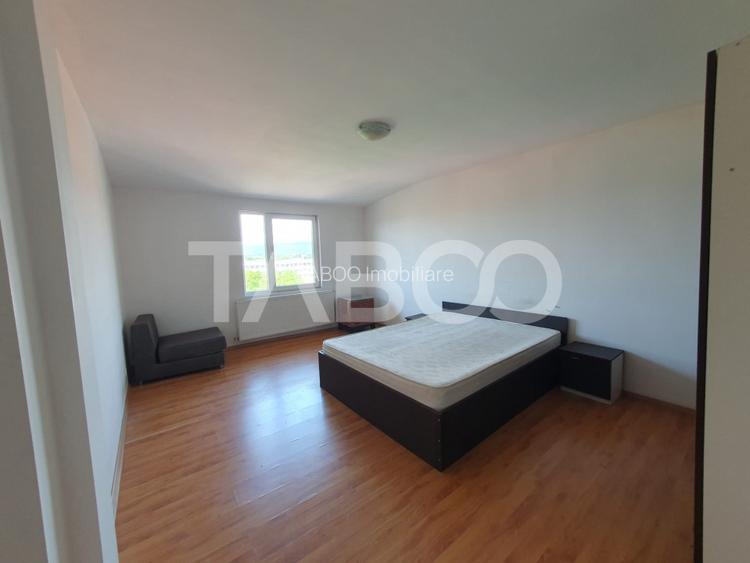 Apartament 3 camere decomandat 80 mp +  balcon cu scara interioara - 4