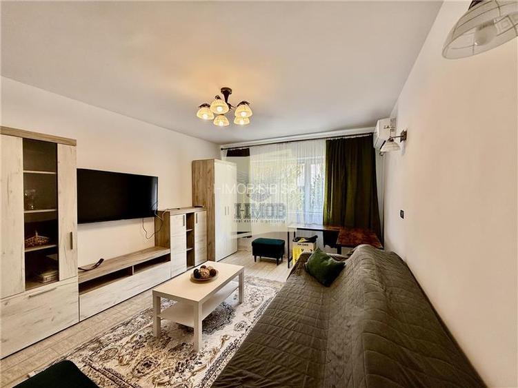 Apartament modern etajul 1 cu 2 camere decomandat Strand 1 - 3