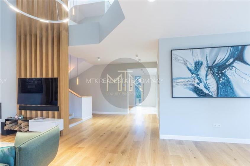 VILA DE LUX Smart Home cu piscina in Complex Exclusivist | 10 camere | Iancu Nic - 17