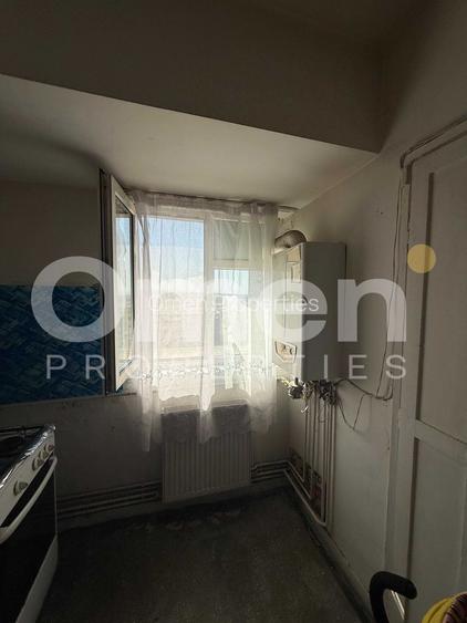 Apartament spatios, complet renovabil, zona Granicerilor - 6