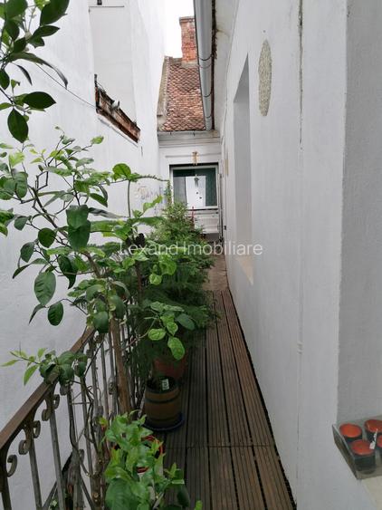 De vanzare, apartament trei camere in casa, pe str Republicii - 3