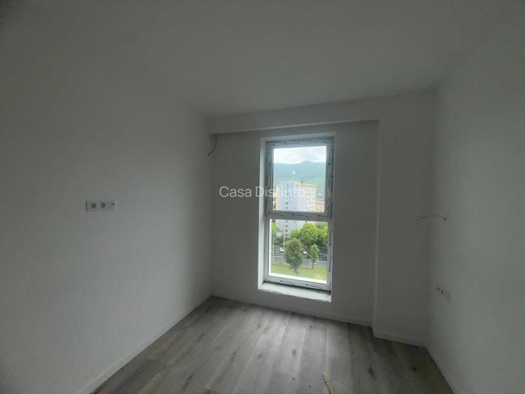 Apartament cu 3 camere finisat zona Cosbuc - 12