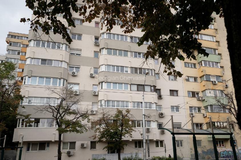 Iancului/Victor Manu - 4 camere stradal - 12