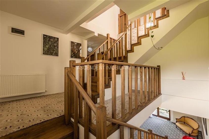 FILM! Ansamblu arhitectural proaspat si distins,pe 3.000 mp teren, in magia natu - 43