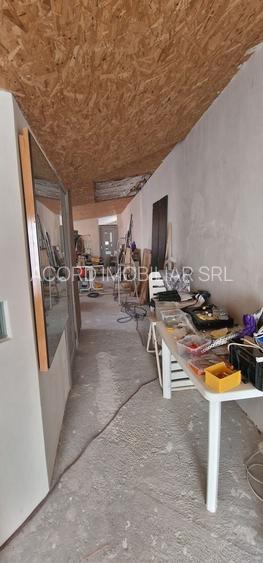 Casă / Vilă cu 5 camere de vânzare în zona Central - 23