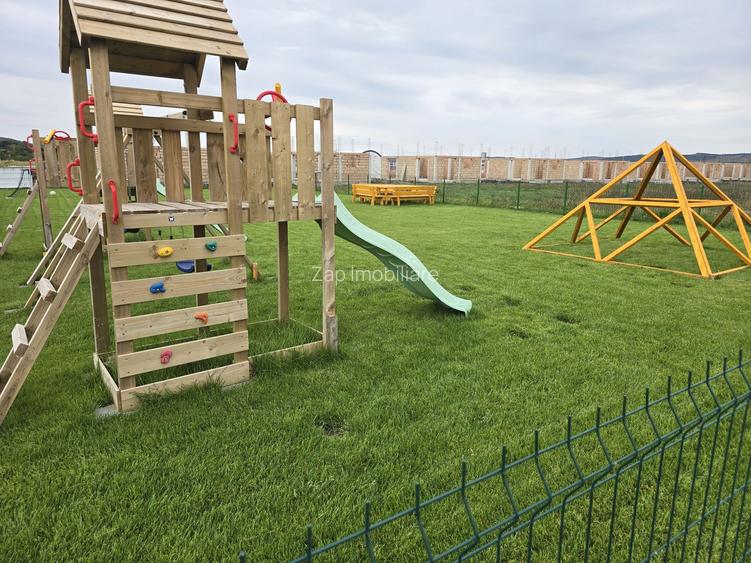 Casa 4 camere la cheie,10 minute de spital 150mp,700mp teren - 4