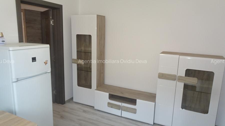 Inchiriez, garsoniera in Deva, zona Dacia, etaj 1, situata pe mijloc, amenajata - 6
