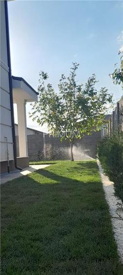 Duplex individual- zona excelenta -  gata de mutare- curte amenajata - despartit - 8