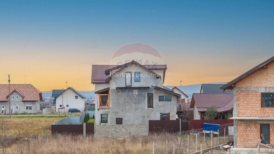 Comision 0%-Cladire versatila 14 camere-Multiple utilizari - 4