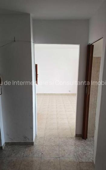 ⏩ Primo Garsoniera cu Balcon Bloc Apartamente 40m² Mobilata Utilata Izolata - 4