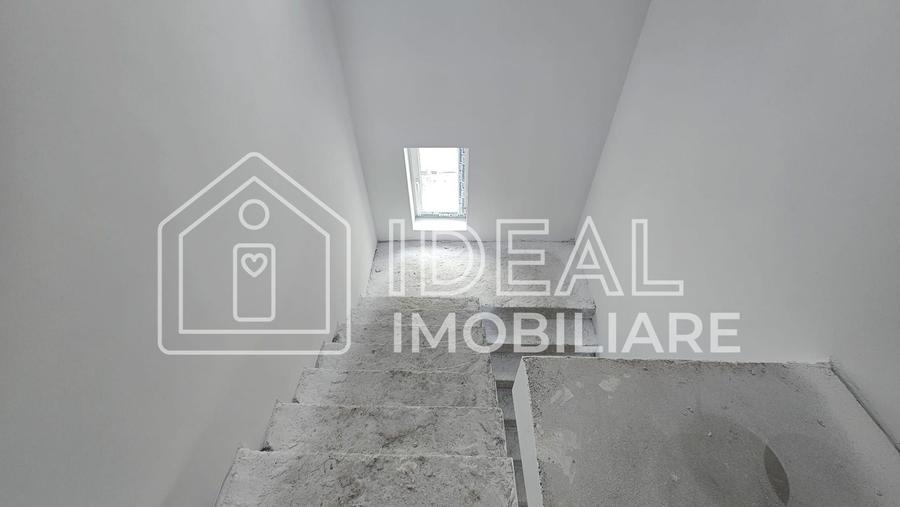 Duplex cu 4 camere, si 250 mp de curte