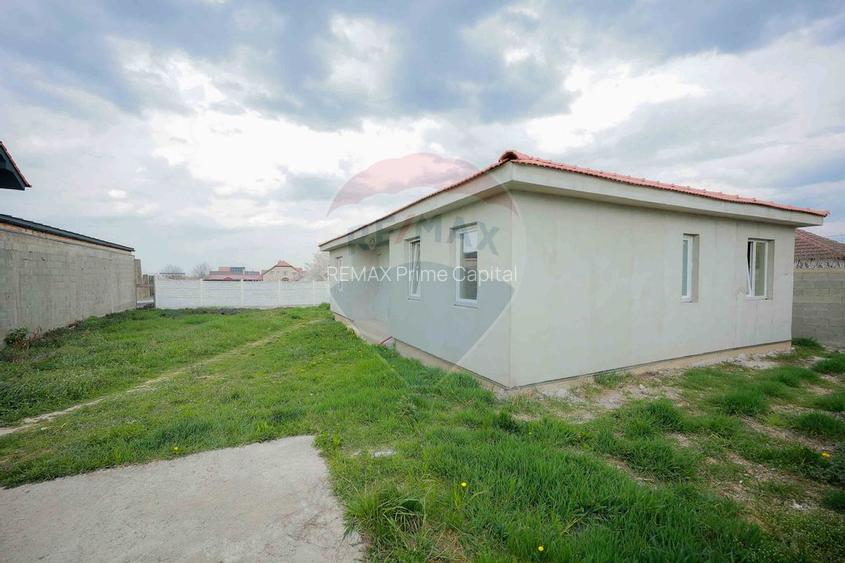 De vânzare casă semifinisată cu 3 camere, 455 mp teren, în Cihei - 17