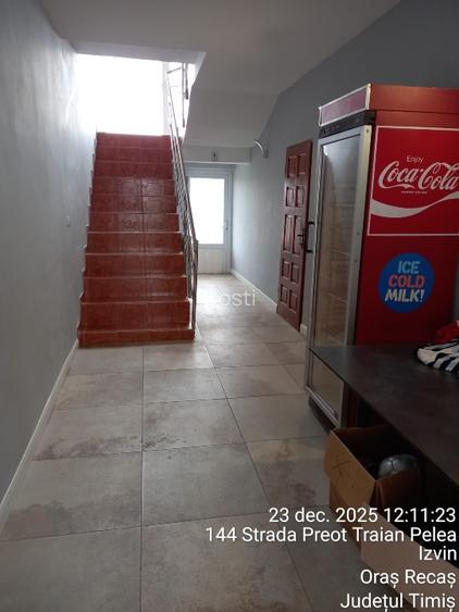 Spațiu de servicii diverse, cu teren generos - 4