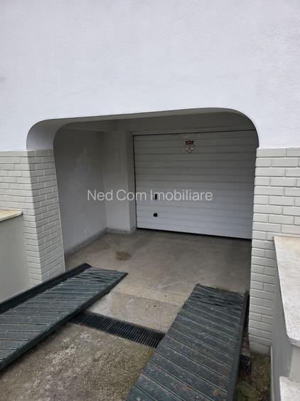 Vila de inchiriat - 34