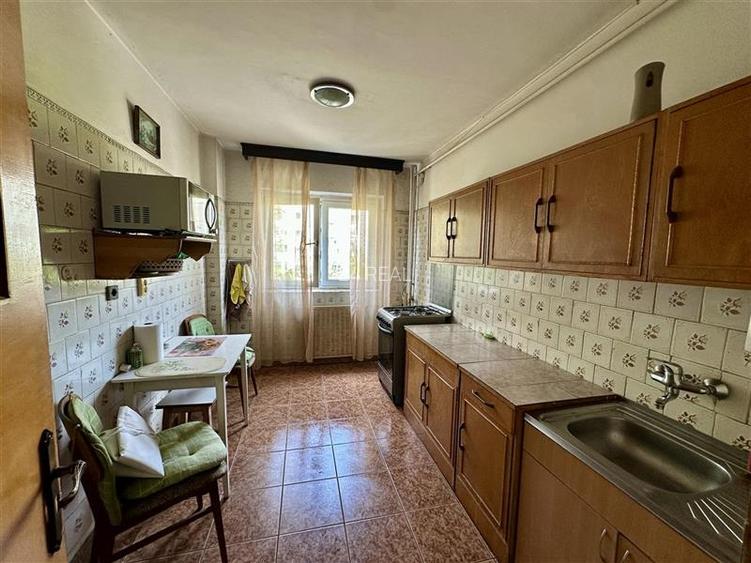 Apartament 3 camere Militari Apusului, 71 mp, etaj 3/8, metrou aproape - 6
