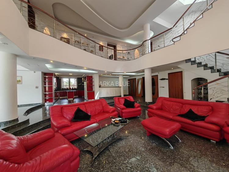 Inchiriere vila spatioasa Iancu Nicolae - piscina, util 800 mp, teren 1.600 mp  - 3