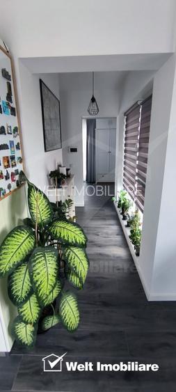 Apartament cu 3 camere, terasa de  88 mp, parcare inclusa, Floresti - 8