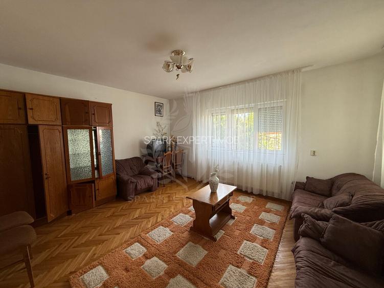 Casa extinsa 8 camere, garaj, teren 1300mp , zona stradala Paulestii Noi - 13