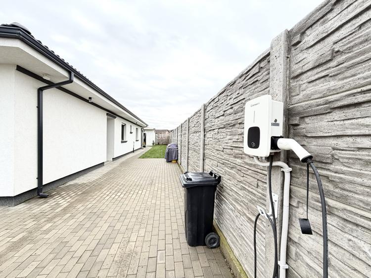 Duplex elegant cu 3 camere, 100 mp utili + anexe - Ghiroda - 14