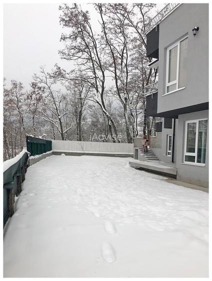 Pensiune deosebita central Bran - 16