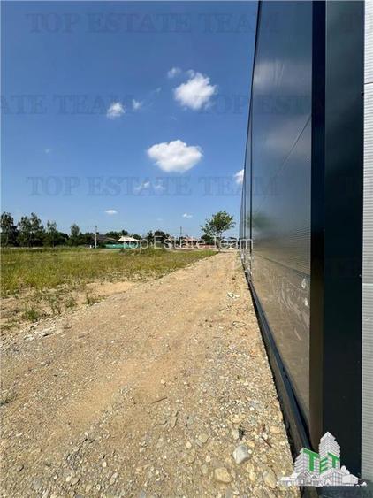 Spatiu comercial stradal, cu toate utilitatile stradal, la 100 m de A 1, pretabi - 10