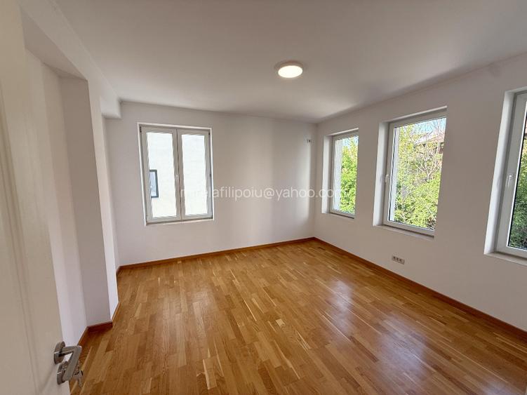 Apartament 4 camere - Bloc Neoclasic cu design tematic CHATEAU BLANC, comision 0 - 5