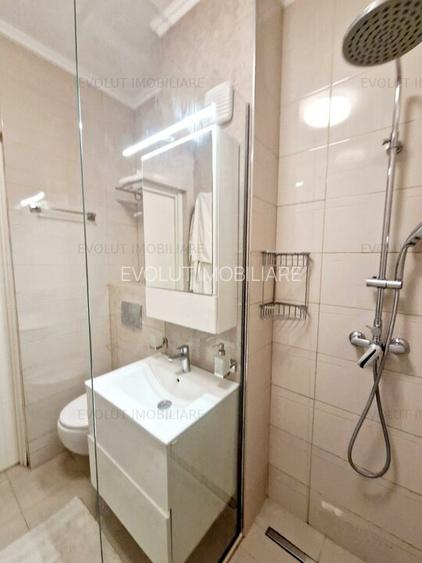 Apartament cu vedere la lac, în Mamaia, Vis-a-vis de Iaki - 14