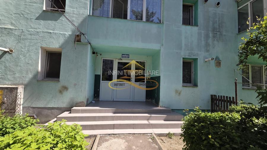 Apartament de vanzare 2 camere semidecomandat Aviatori Bacau. - 10