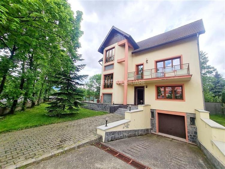 Vila impetuoasa pe 700mp teren:Spatiu versatil pentru locuinta/afacere Premium - 18