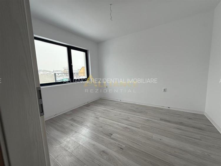 Casa individuala parter 3 camere 2 bai + dressing - 12