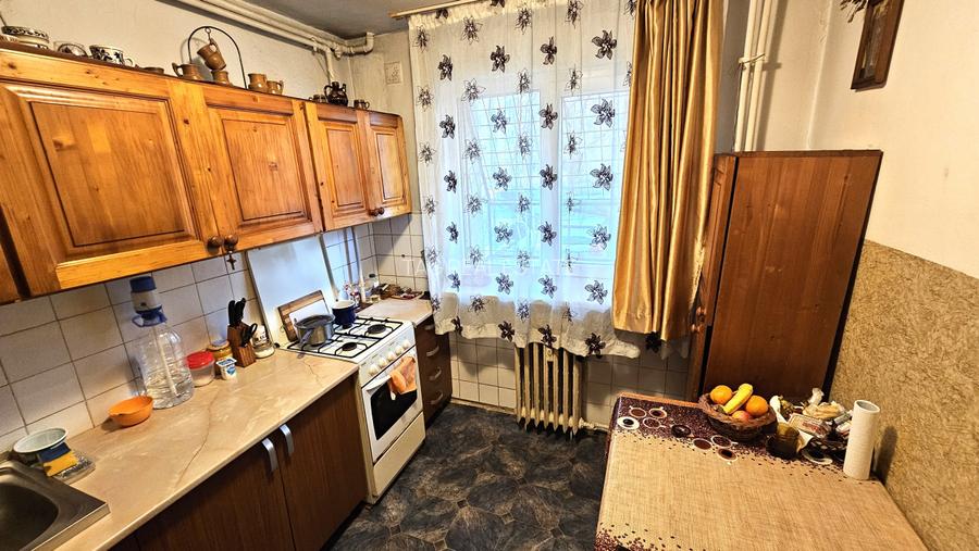 Metrou Lujerului - Plaza Romania vanzare apartament 3 camere + boxa - 12