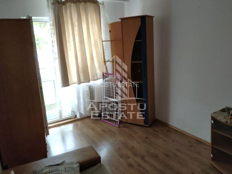 Apartament cu 2 camere, semidecomandat, etajul 2, zona Sagului - 3