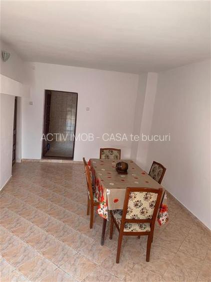 Casa 8 camere de vanzare Valea Voievozilor Targoviste 653mp teren - 4