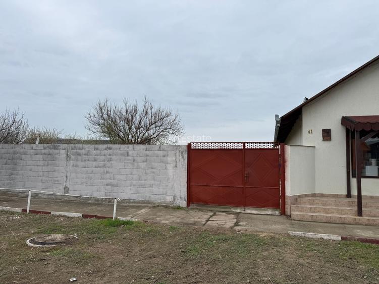 Spațiu comercial magazin Șeitin 703 mp teren vitrină stradală - 2