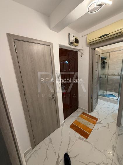 2 cam decomandat - Piata Progresului - Ghimpati - 5