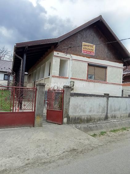 Proprietate de vânzare  - 2