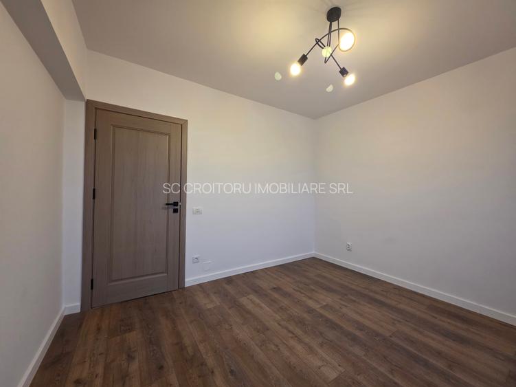 Piata Victoriei - apartament modern .-  3 camere decomandate . Renovat ! - 8