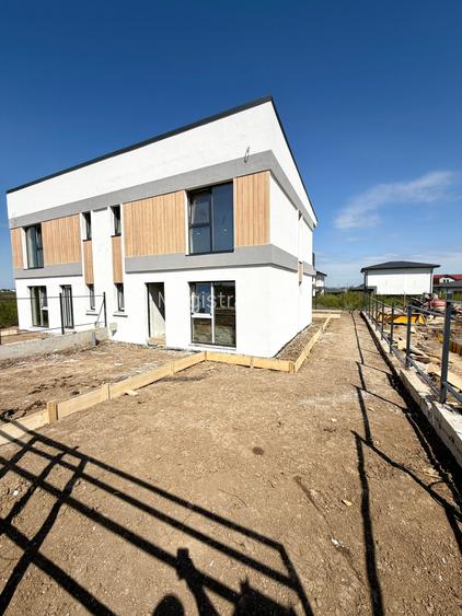 Casa duplex 4 camere 2 bai zona Bucium - 11