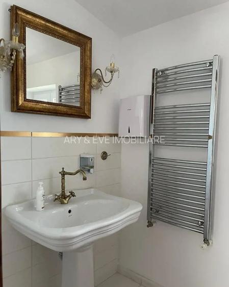 Arhitectura deosebita- inchiriere vila Premium, Piscină exterioară - 9