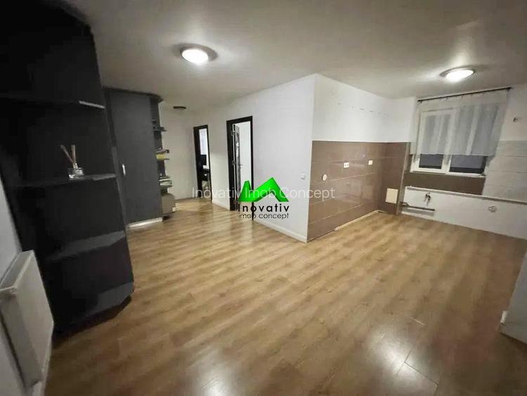 Apartament de vanzare 3 camere 2 balcoane Sibiu Rahovei - 2