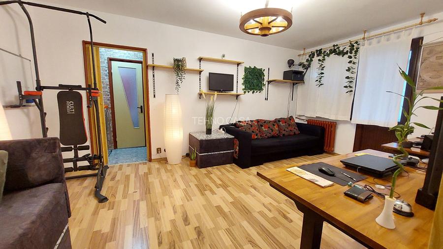 METROU 1 Decembrie la 800m, bloc stradal, reabilitat. - 4