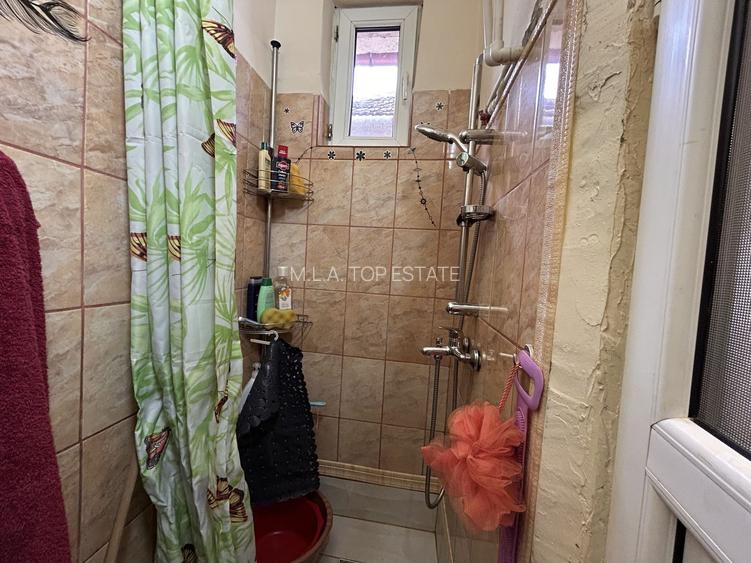 Apartament la casa de vanzare zona Boul Rosu - 11