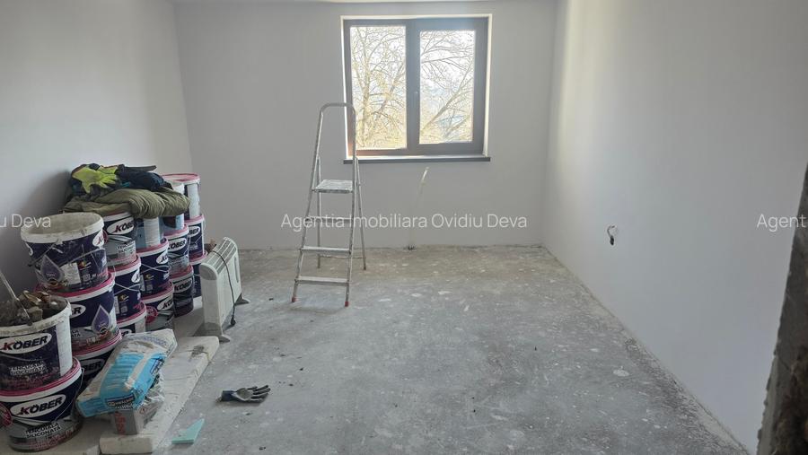 Vand apartament cu 3 camere in Deva, in Vila cu 3 apartamente la etaj 2, - 10