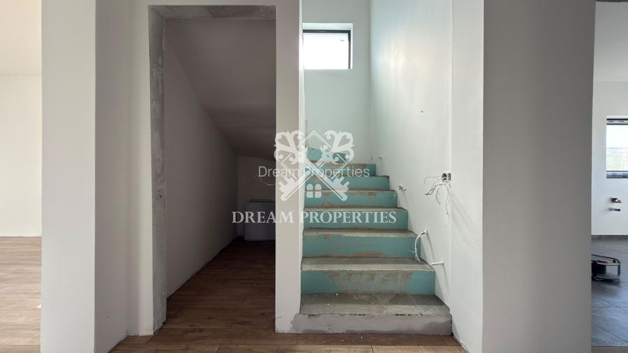 Casă individuală, 5 camere, 3 bai, teren 474 mp, Chinteni - 11