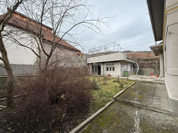 Casă spațioasă cu potențial de extindere, zona Judecatoriei - 22