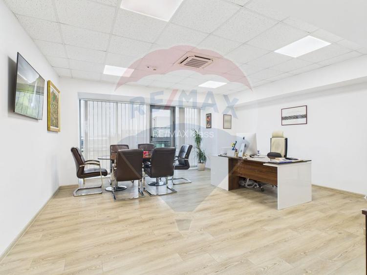 Spațiu de birouri disponibil spre închiriere în Băneasa 171–615 mp - 9